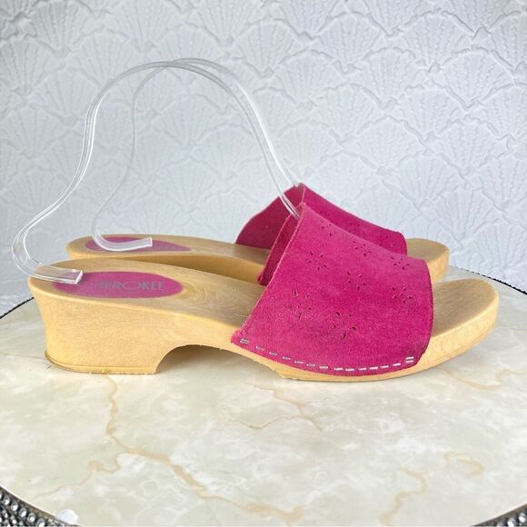 Cherokee Platform Clogs Womens Size 10 Pink Suede Laser Cut 70’s Style Sandals - Picture 1 of 10
